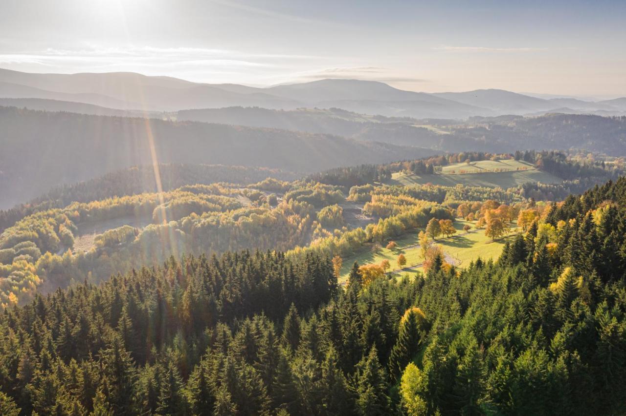 Horsky Hotel Paprsek Staré Město Esterno foto