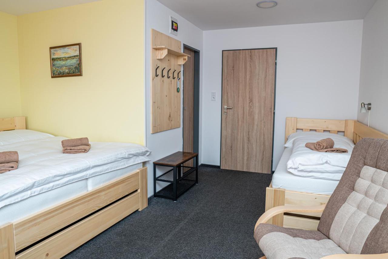 Horsky Hotel Paprsek Staré Město Esterno foto