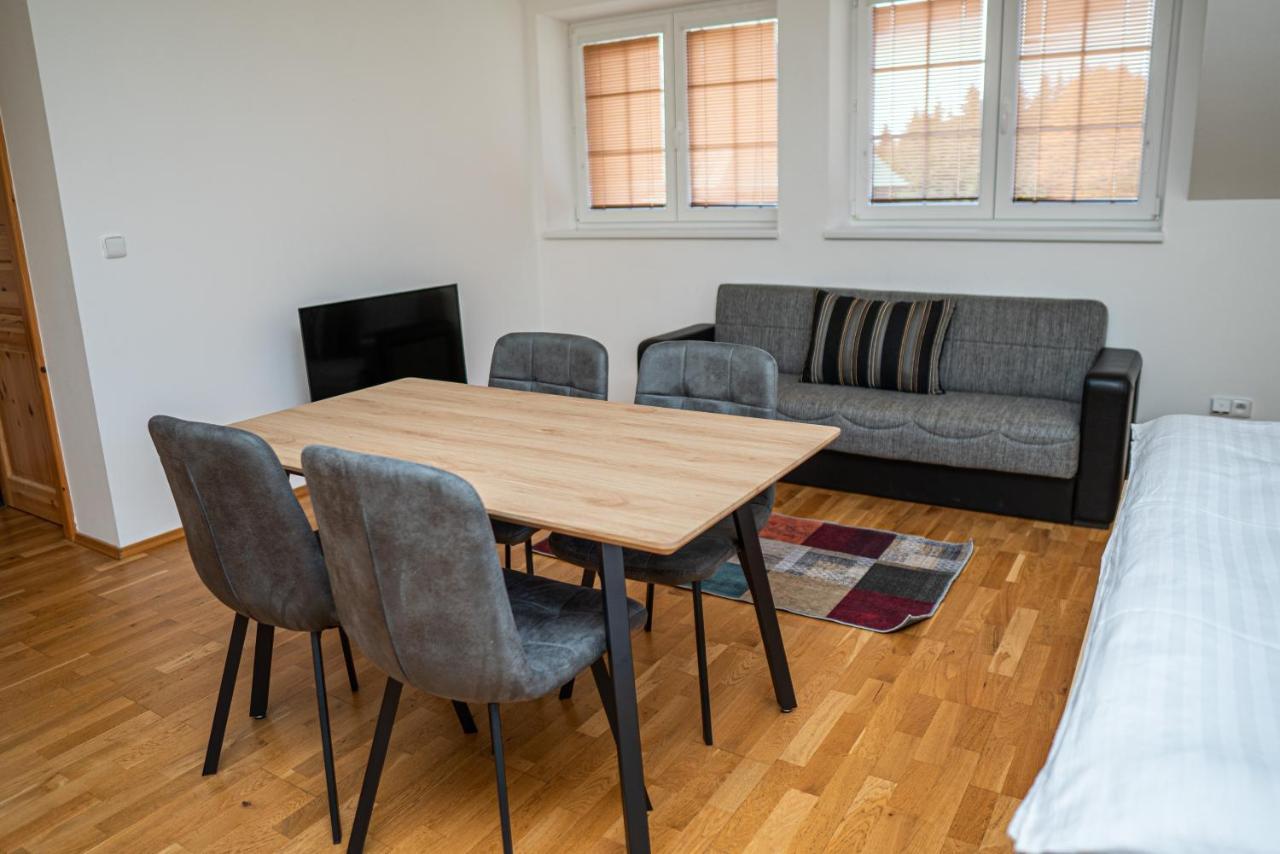 Horsky Hotel Paprsek Staré Město Esterno foto